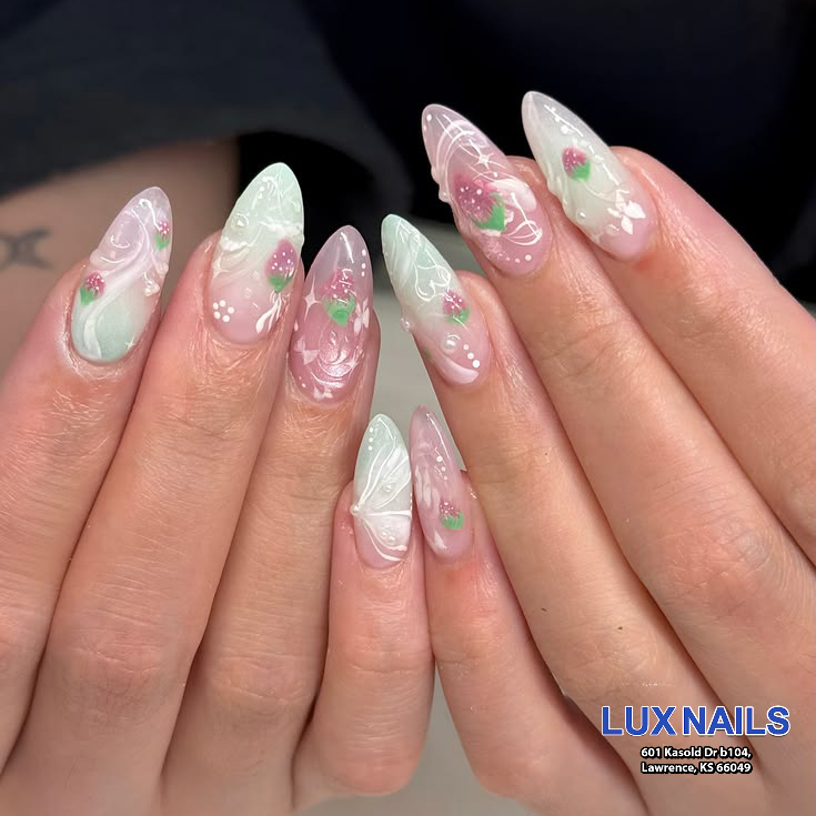 Trending July Nail Ideas
